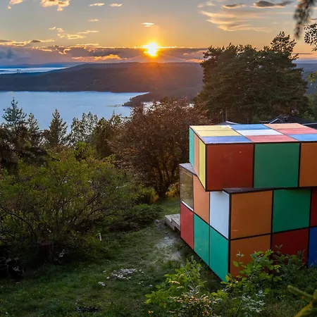펜션 The Cubist Retreat