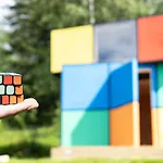 The Cubist Retreat Stange